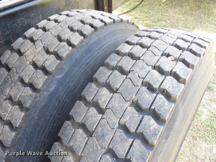 image for item K6272 2004 Mack CV713 Granite dump truck