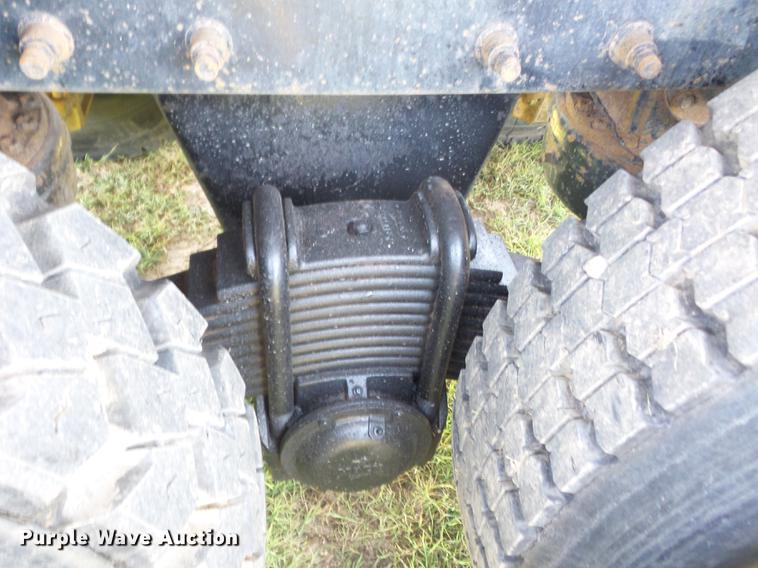 image for item K6272 2004 Mack CV713 Granite dump truck