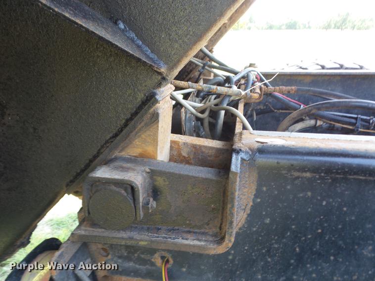 image for item K6272 2004 Mack CV713 Granite dump truck