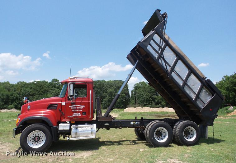 image for item K6272 2004 Mack CV713 Granite dump truck