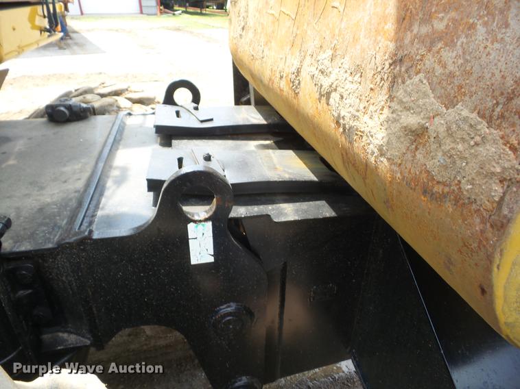 image for item K6275 1998 Caterpillar M318 excavator