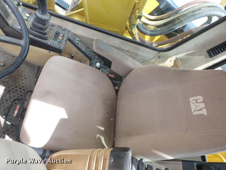 image for item K6275 1998 Caterpillar M318 excavator