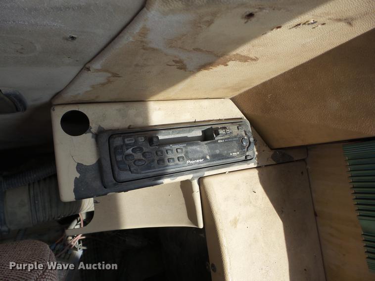 image for item K6275 1998 Caterpillar M318 excavator