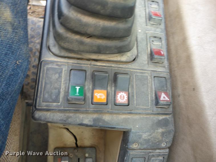 image for item K6275 1998 Caterpillar M318 excavator