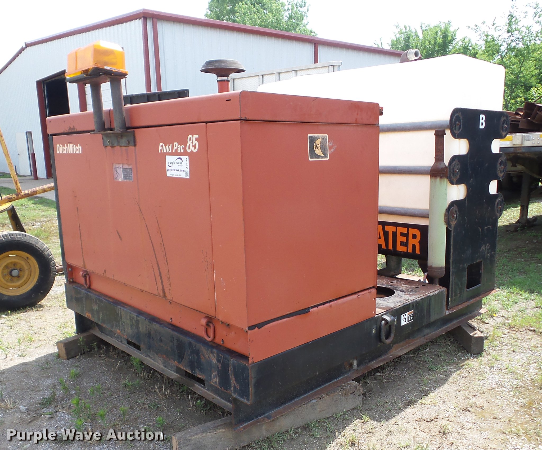 Ditch Witch Fluid Pac 85 hydraulic pump in Claremore, OK Item J8500