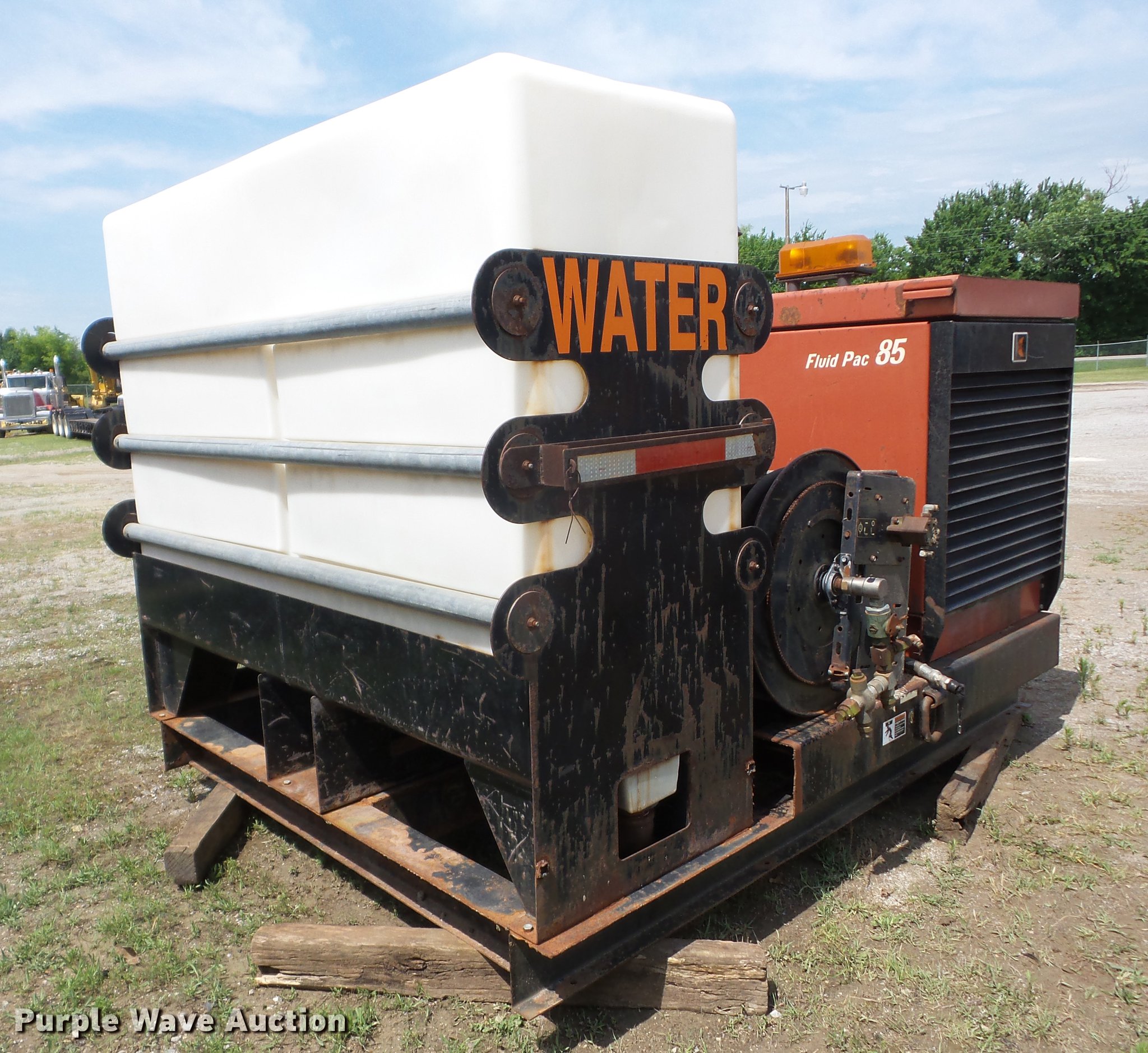Ditch Witch Fluid Pac 85 hydraulic pump in Claremore, OK Item J8500