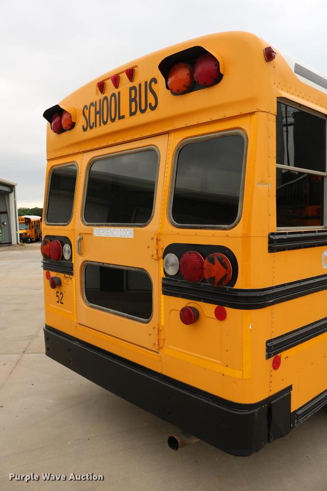 image for item DC7520 2004 Ford E450 Blue Bird school bus