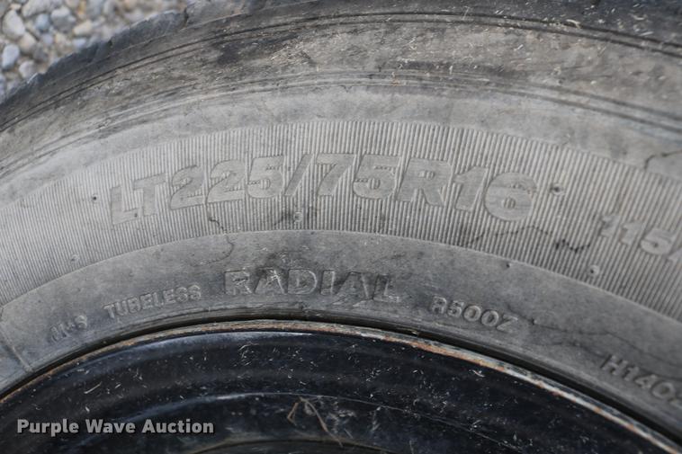 image for item DC7520 2004 Ford E450 Blue Bird school bus