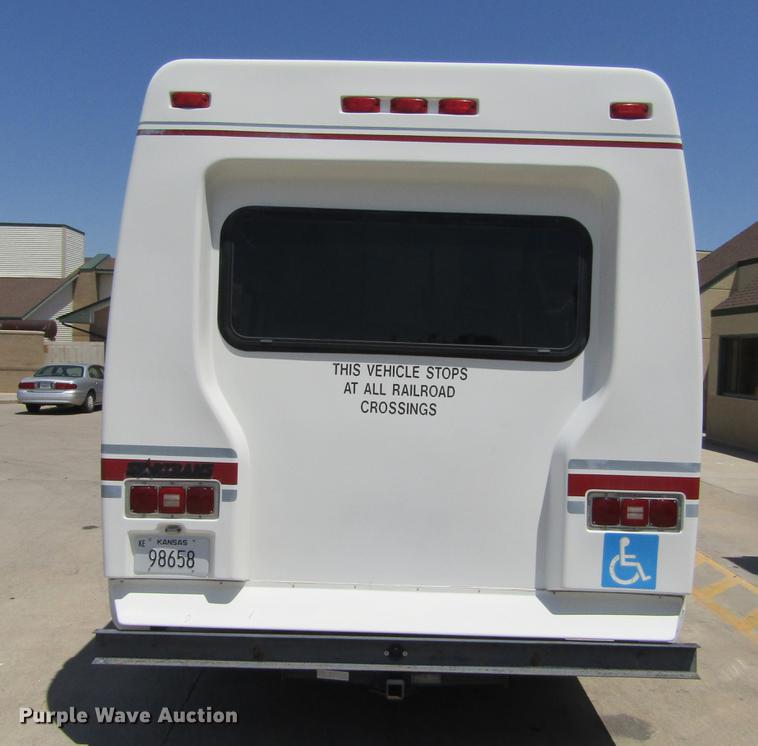 image for item DD5760 1994 Ford Econoline E450 van