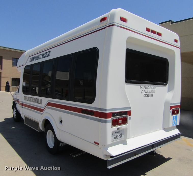 image for item DD5760 1994 Ford Econoline E450 van