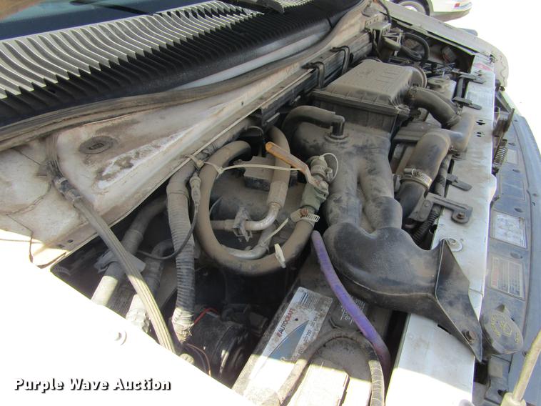 image for item DD5760 1994 Ford Econoline E450 van