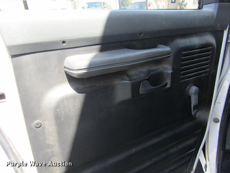 image for item DD5760 1994 Ford Econoline E450 van