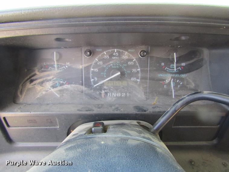 image for item DD5760 1994 Ford Econoline E450 van