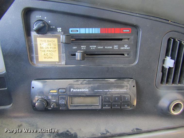 image for item DD5760 1994 Ford Econoline E450 van