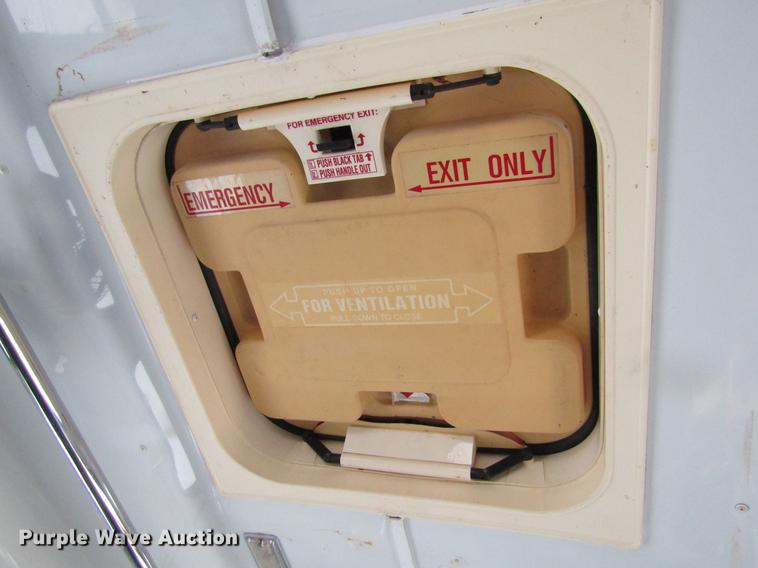 image for item DD5760 1994 Ford Econoline E450 van