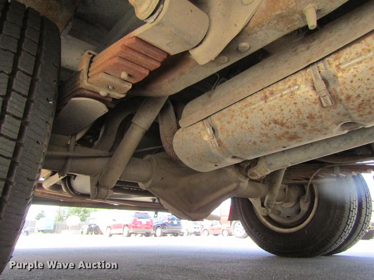 image for item DD5760 1994 Ford Econoline E450 van