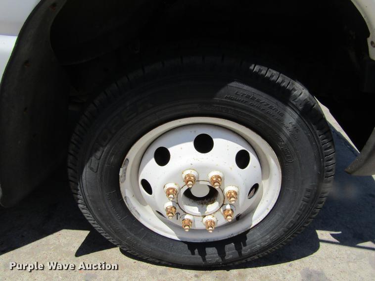 image for item DD5760 1994 Ford Econoline E450 van