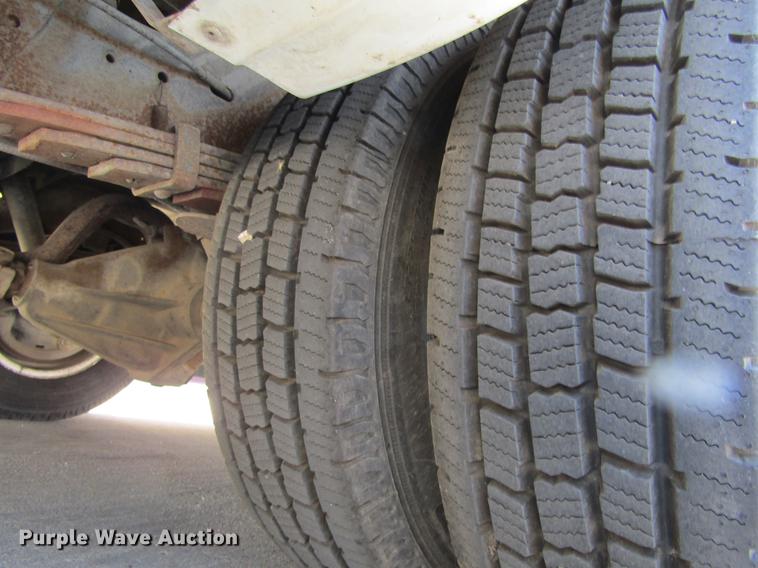 image for item DD5760 1994 Ford Econoline E450 van