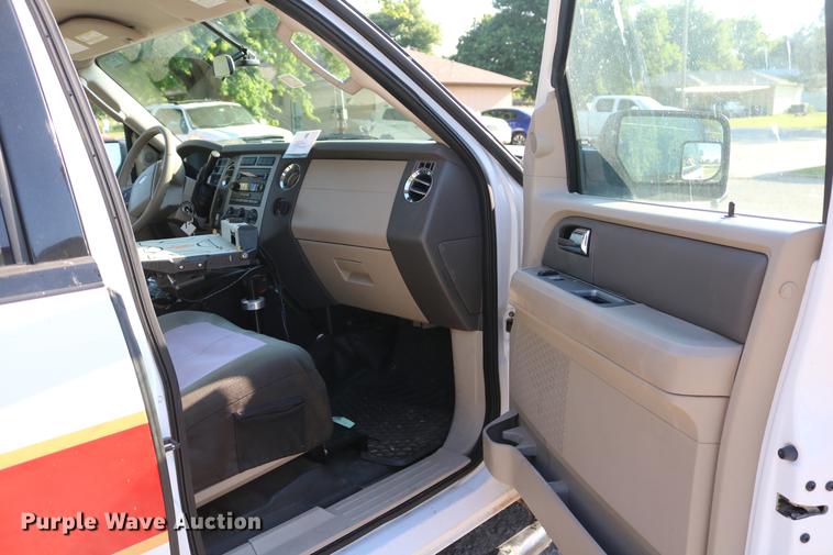 image for item DD8283 2007 Ford Expedition SUV