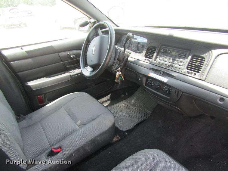 image for item DD8550 2009 Ford Crown Victoria Police Interceptor