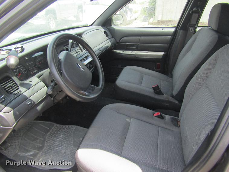 image for item DD8550 2009 Ford Crown Victoria Police Interceptor