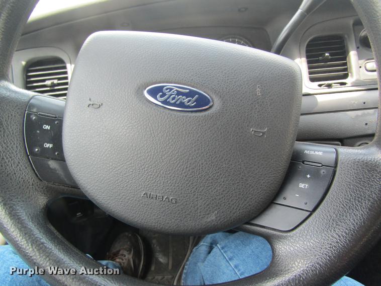 image for item DD8550 2009 Ford Crown Victoria Police Interceptor