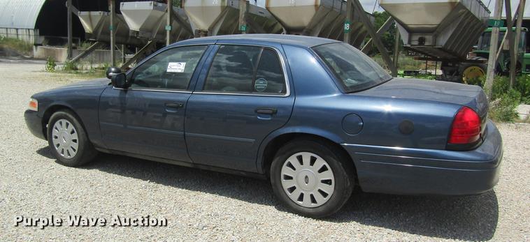 image for item DD8551 2011 Ford Crown Victoria Police Interceptor