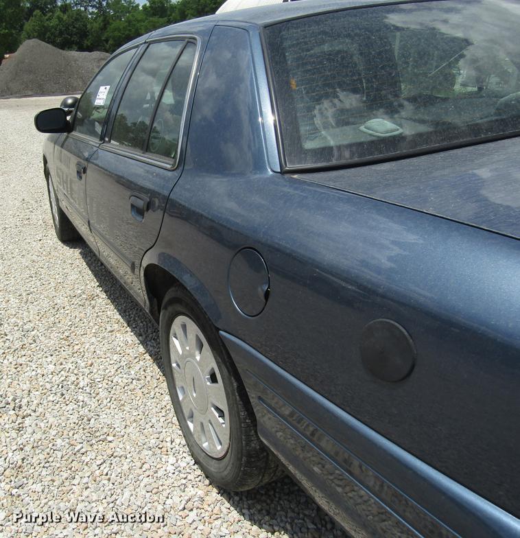 image for item DD8551 2011 Ford Crown Victoria Police Interceptor