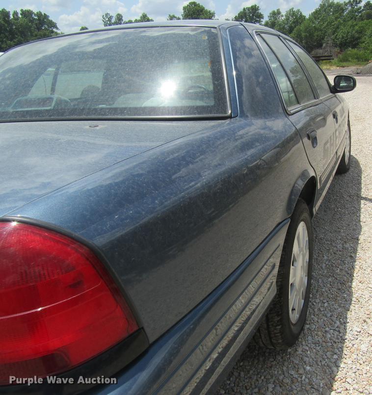 image for item DD8551 2011 Ford Crown Victoria Police Interceptor