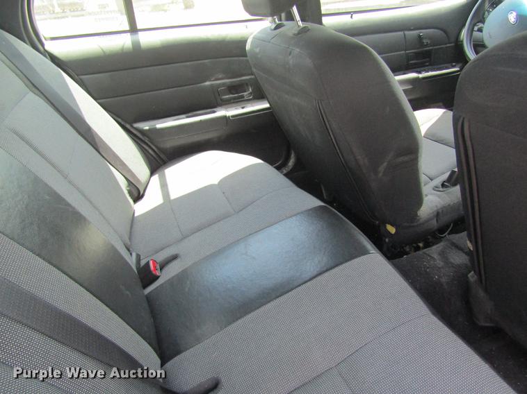image for item DD8551 2011 Ford Crown Victoria Police Interceptor