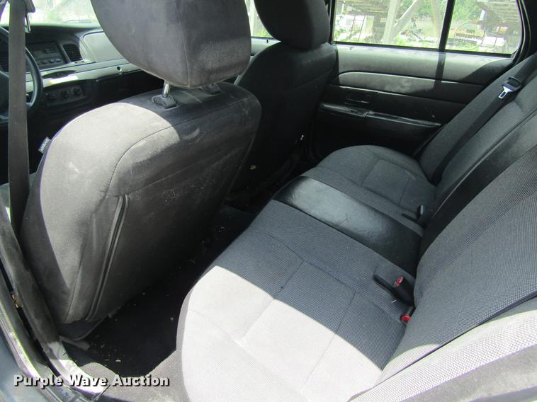 image for item DD8551 2011 Ford Crown Victoria Police Interceptor