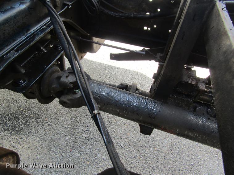 image for item DD8554 1997 Chevrolet C7500 oil distributor truck