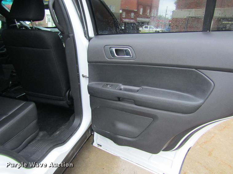 image for item DD8555 2015 Ford Explorer Police Interceptor SUV