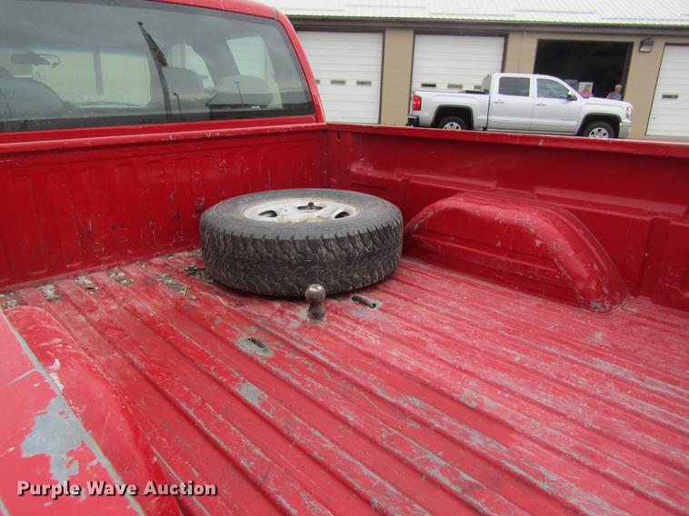 image for item DD8556 2000 Chevrolet Silverado 1500 Ext. Cab pickup truck