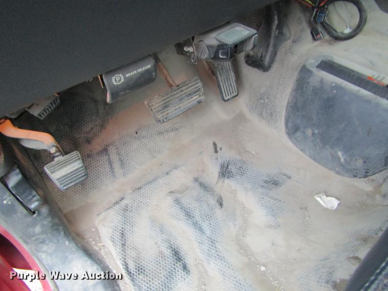 image for item DD8556 2000 Chevrolet Silverado 1500 Ext. Cab pickup truck