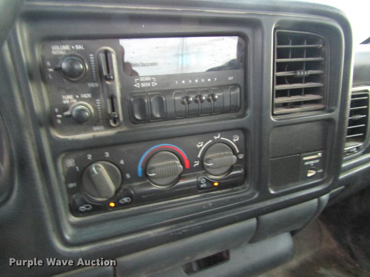 image for item DD8556 2000 Chevrolet Silverado 1500 Ext. Cab pickup truck