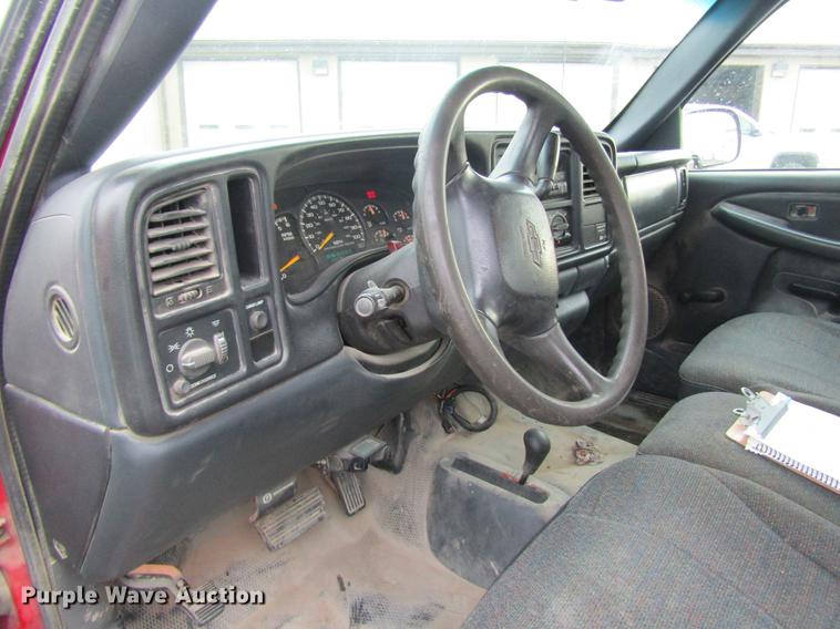 image for item DD8556 2000 Chevrolet Silverado 1500 Ext. Cab pickup truck