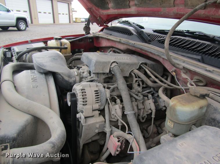 image for item DD8556 2000 Chevrolet Silverado 1500 Ext. Cab pickup truck