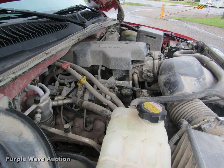 image for item DD8556 2000 Chevrolet Silverado 1500 Ext. Cab pickup truck