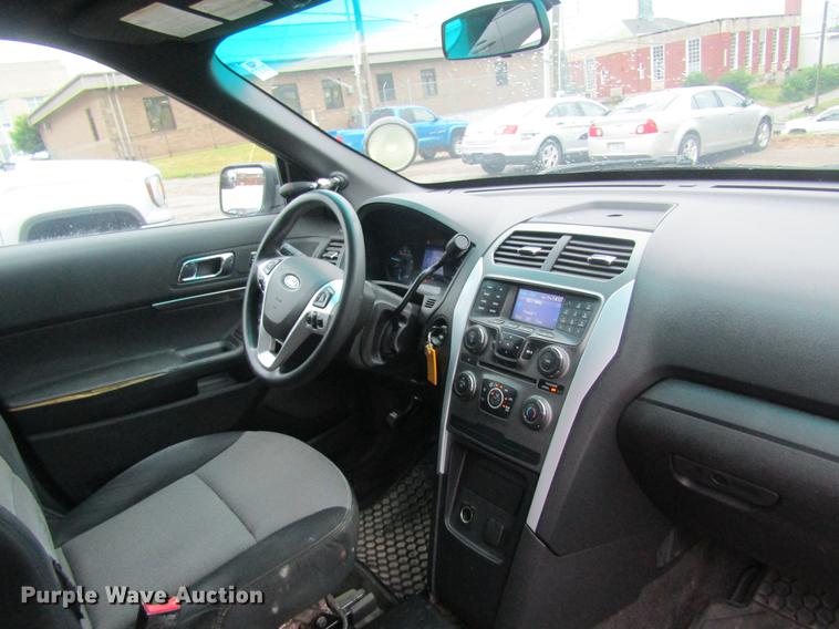 image for item DD8557 2013 Ford Explorer Police Interceptor SUV
