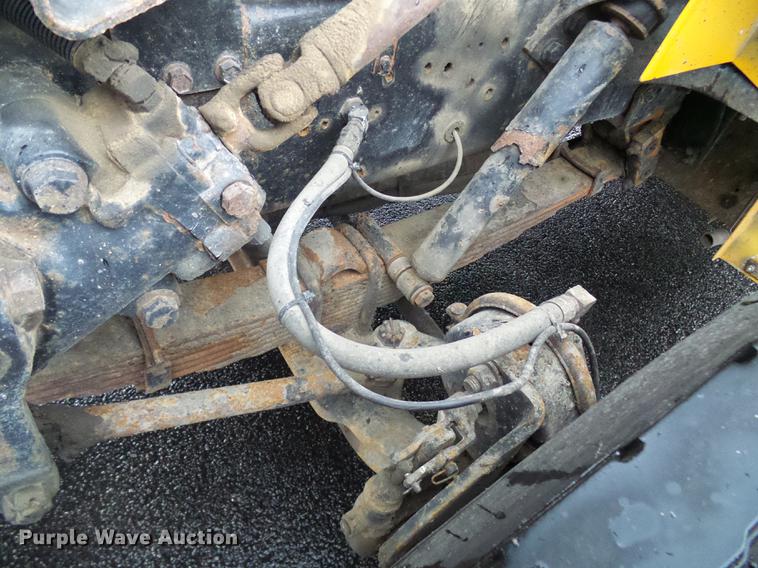 image for item DD8575 2001 International 4900 dump truck