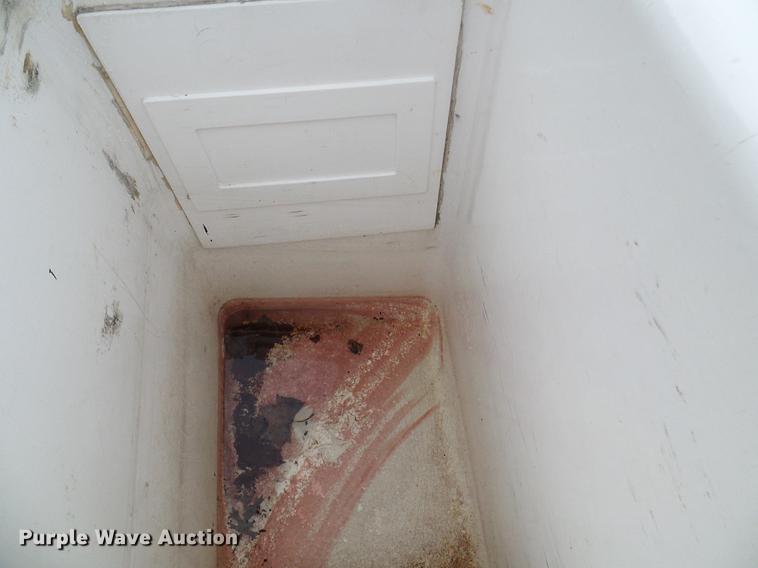 image for item DD8577 2002 Ford F550 Super Duty bucket truck