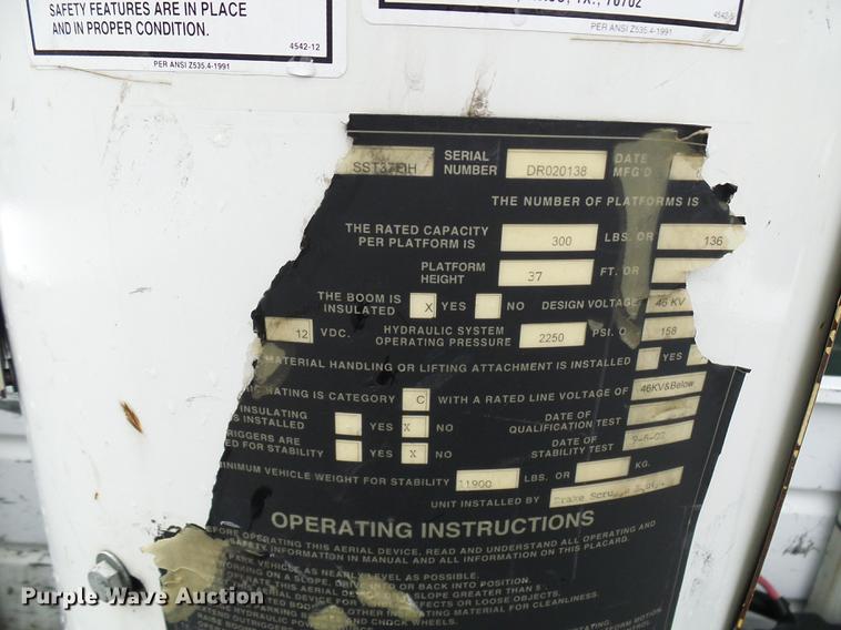 image for item DD8577 2002 Ford F550 Super Duty bucket truck