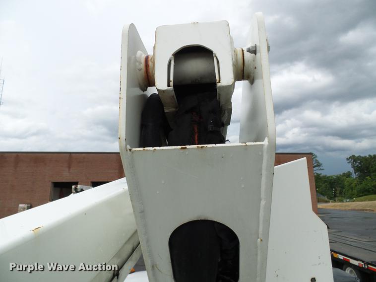 image for item DD8577 2002 Ford F550 Super Duty bucket truck