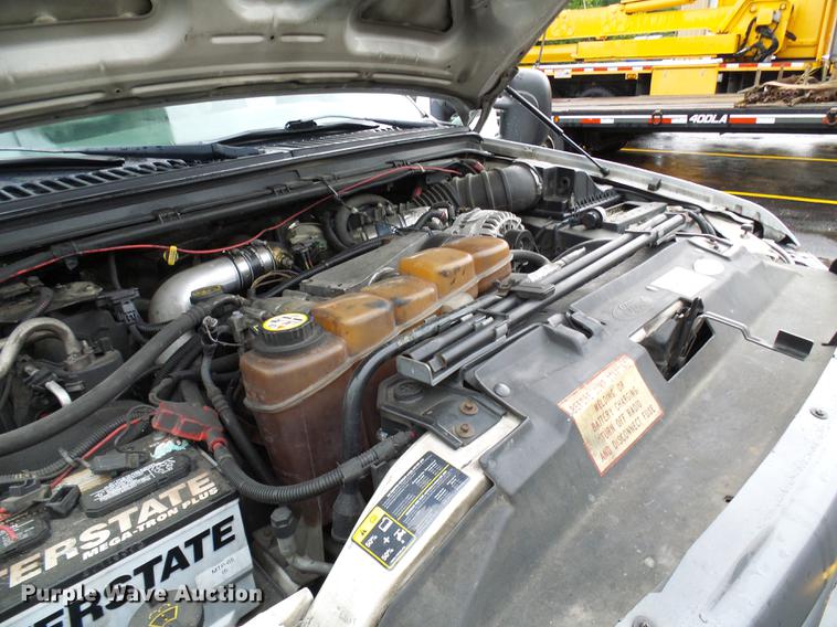 image for item DD8577 2002 Ford F550 Super Duty bucket truck