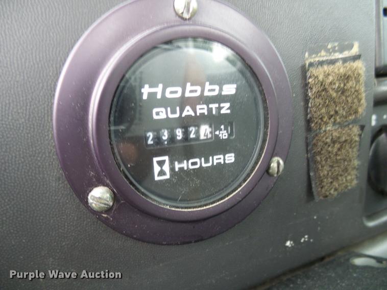 image for item DD8577 2002 Ford F550 Super Duty bucket truck