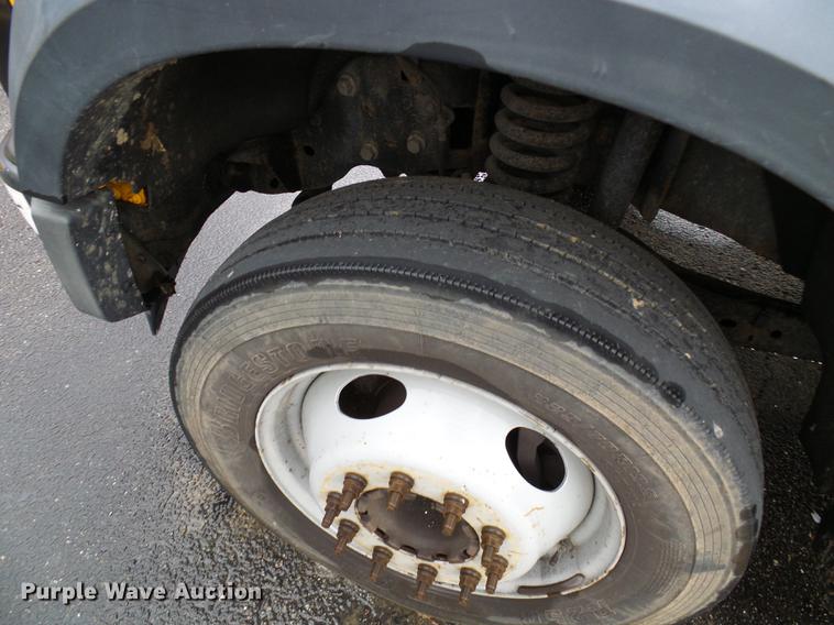 image for item DD8578 2009 Ford F550 Super Duty bucket truck