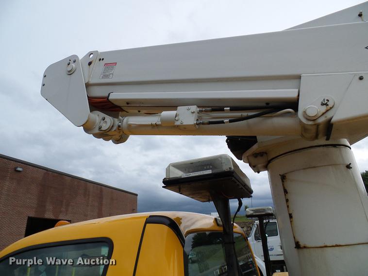 image for item DD8578 2009 Ford F550 Super Duty bucket truck