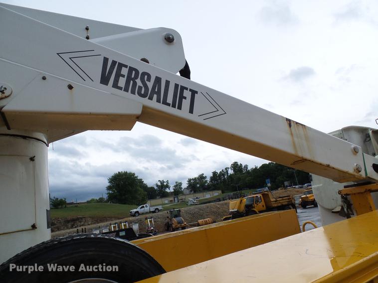 image for item DD8578 2009 Ford F550 Super Duty bucket truck