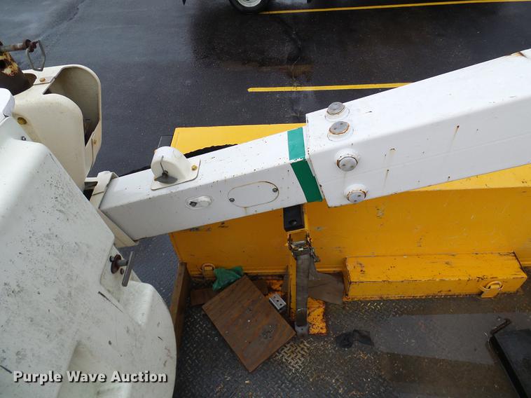 image for item DD8578 2009 Ford F550 Super Duty bucket truck